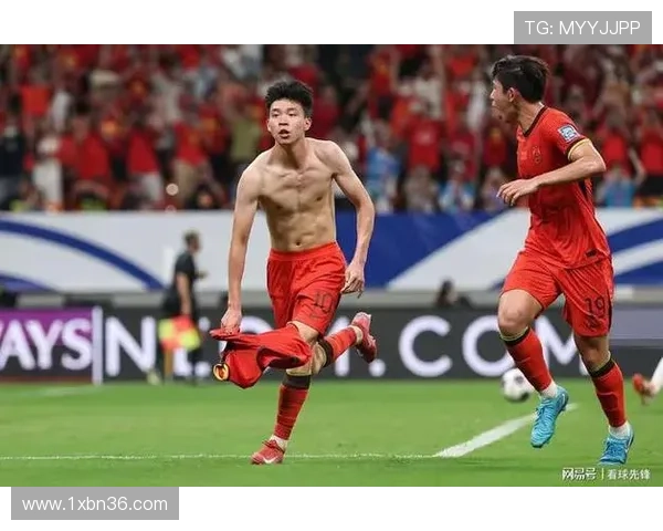 国足鏖战印尼全力争胜捍卫荣誉